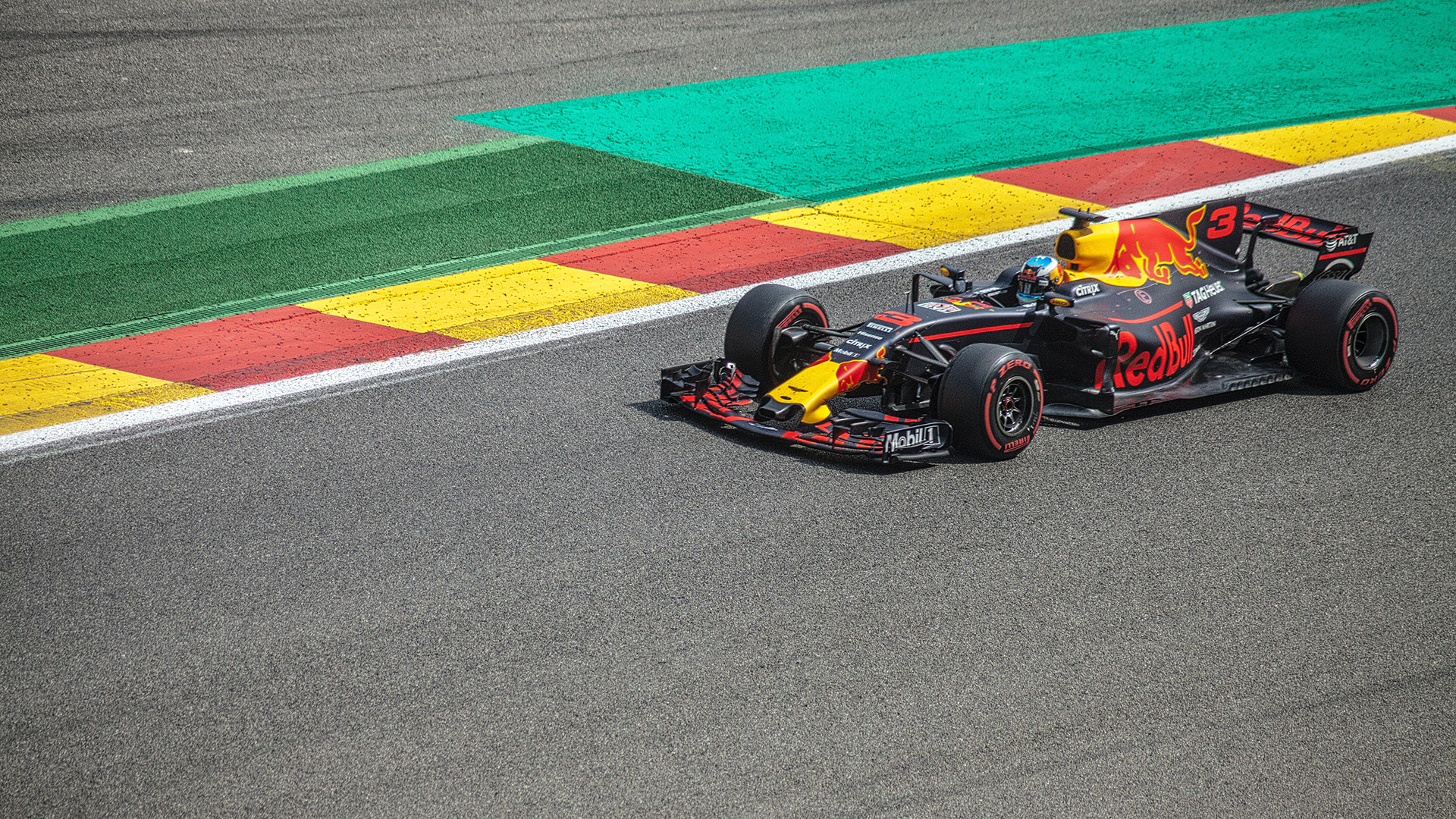 unsplash-logoFerhat Deniz Fors Daniel Ricciardo driving the Renault-powered Red Bull RB13 at the Circuit de Spa-Francorchamps in 2017. With a disappointing inaugral season at the Renault team, will Ricciardo look to move into more competitive machinery?